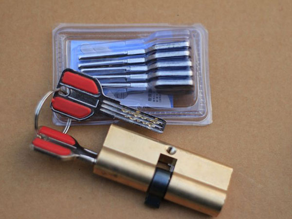 新疆24小时上门开锁公司